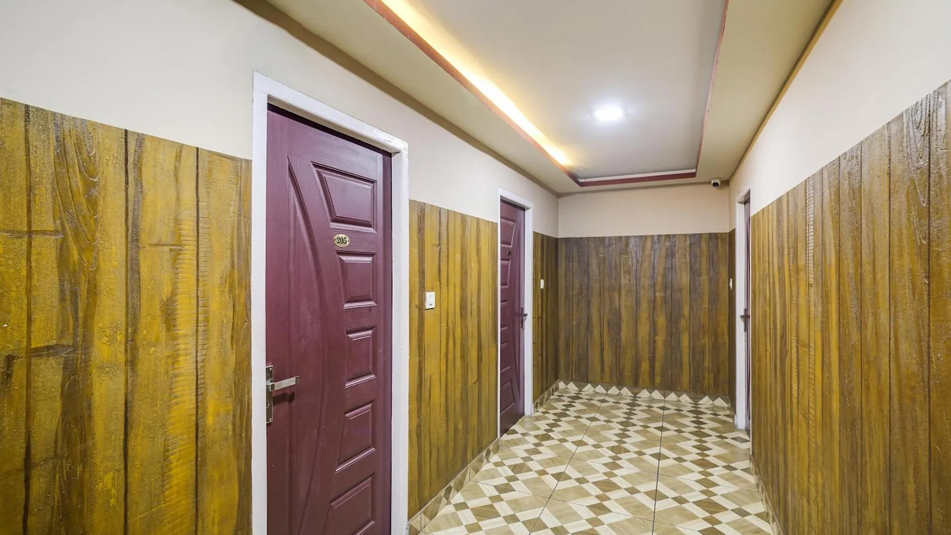 Buraimi Apartments Kochi 0*,  الهند